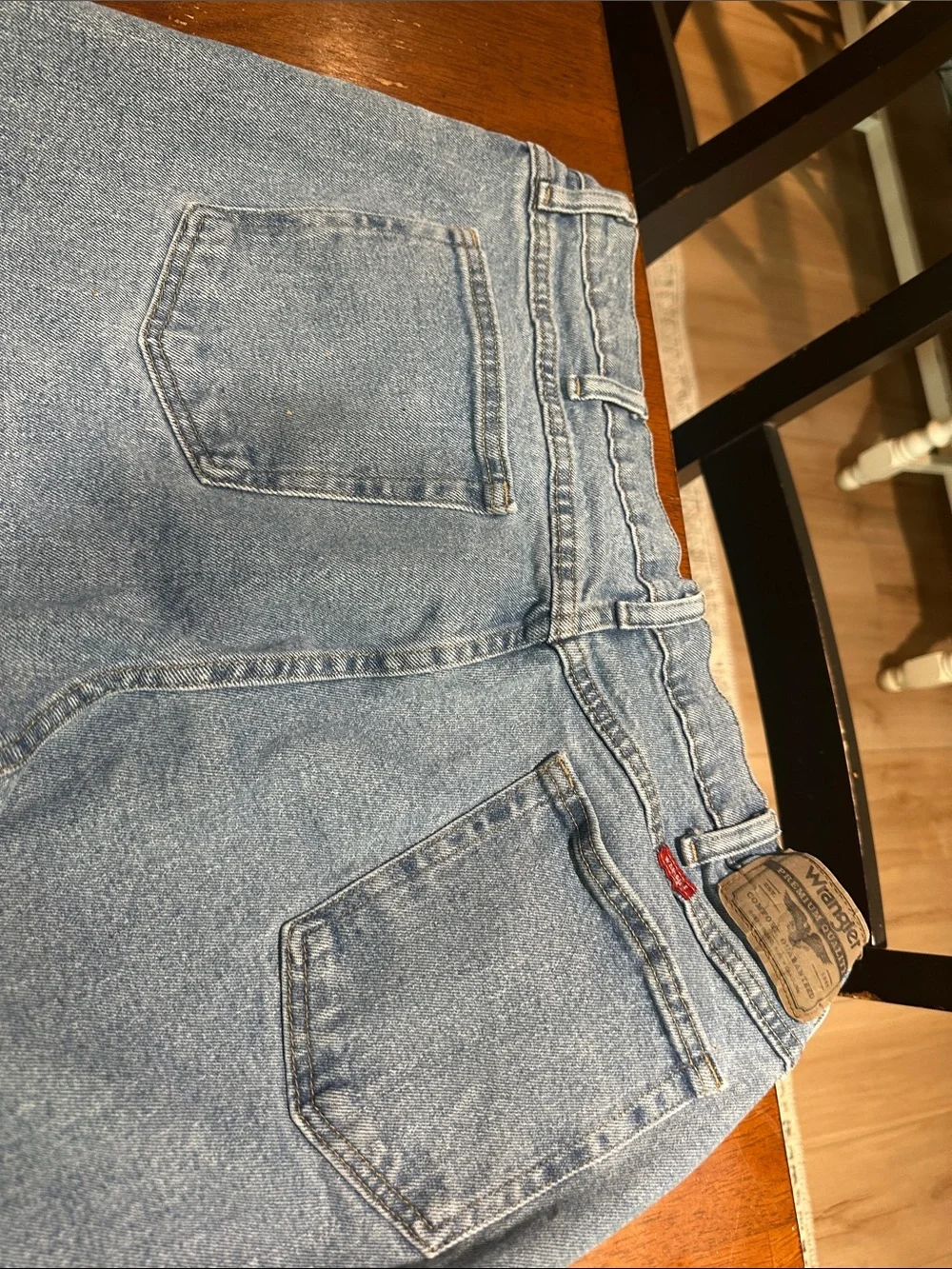 Wrangler Light Blue Relaxed Fit Men's Jeans Excellent Condition 36x32